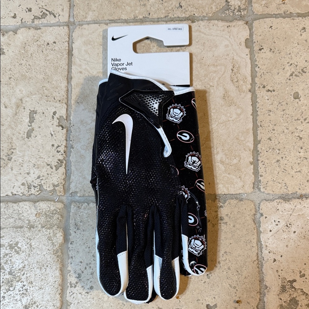 Georgia Bulldogs Nike Black and White Graphic Vapor Jet Gloves